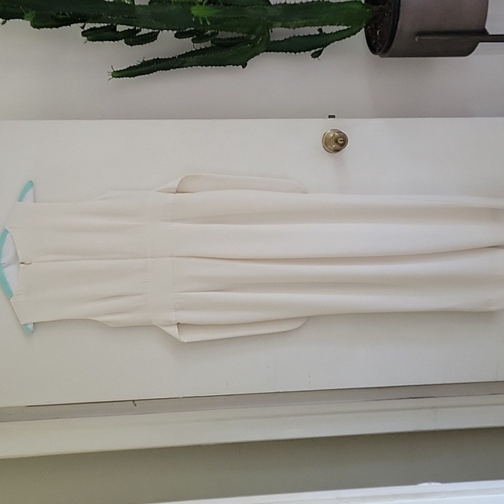 Trina Turk White Tie Waist Jumpsuit Sz 8 - Picture 8 of 11